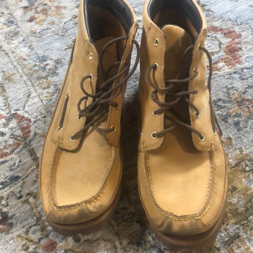 Timberland boots. Leather tan.